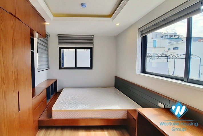 Comfortable one-bedroom apartment for rent in the center of Hai Ba Trung district near Vincom Ba Trieu